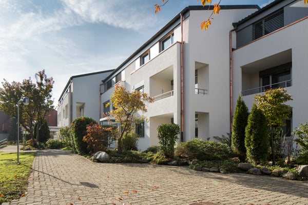 Einstellplätze zu vermieten an der Aubrigstrasse 3-9 2