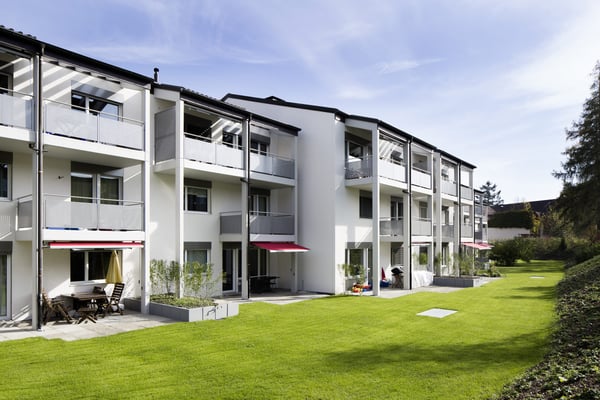 Einstellplätze zu vermieten an der Aubrigstrasse 3-9 1