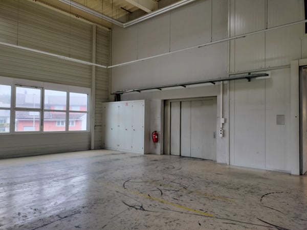 Lagerräumlichkeiten/Gewerbefläche 6