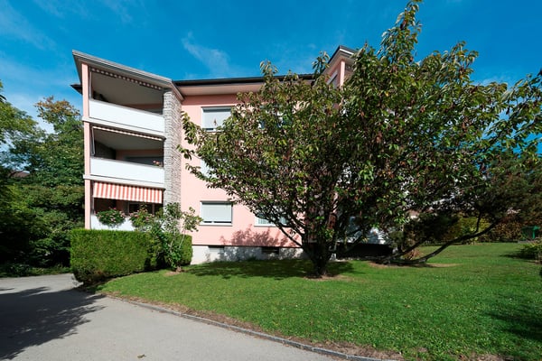 Place de parc extérieure à louer 3