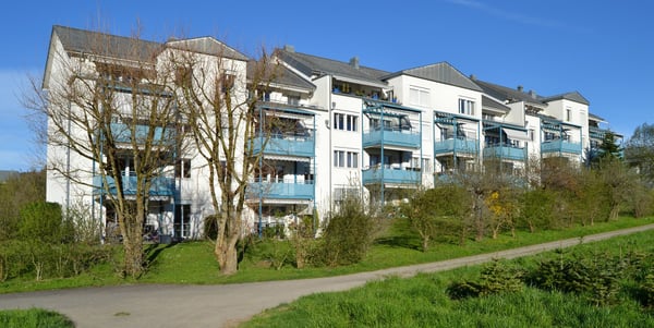 Freier Einstellplatz in Urdorf 2