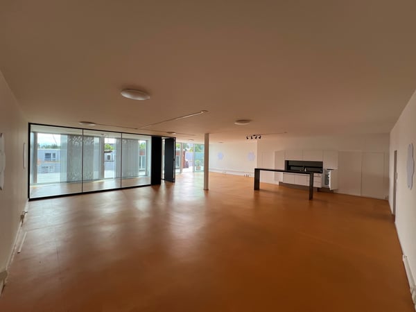 Büro mit direktem Zugang zu Terrasse 3