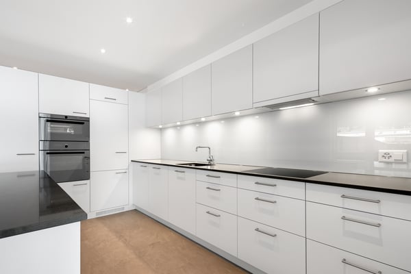 Moderne Überbauung 4