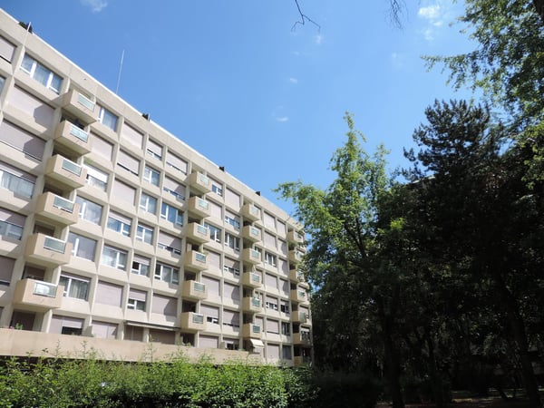 Garage Box disponible au coeur de Champel 8