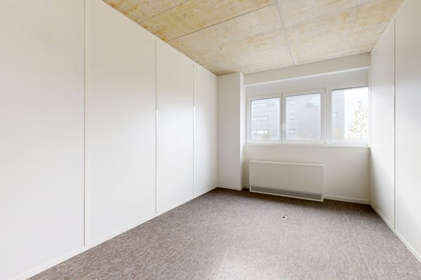 Emplacement stratégique entre Lausanne et Genève! 5