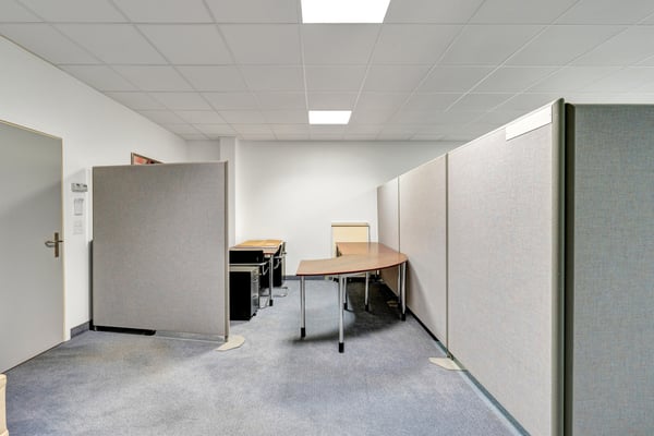 Ihre Chance - möblierter Arbeitsplatz! 2