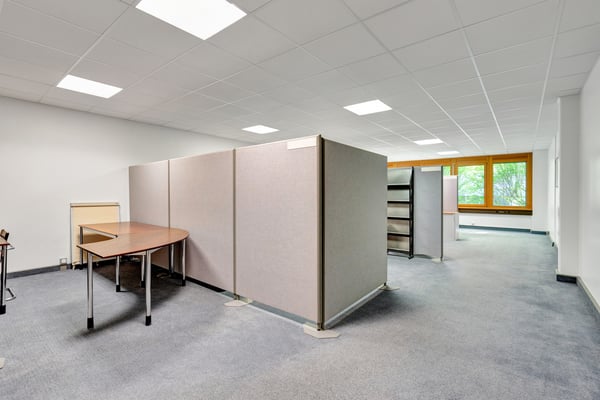 Ihre Chance - möblierter Arbeitsplatz! 3