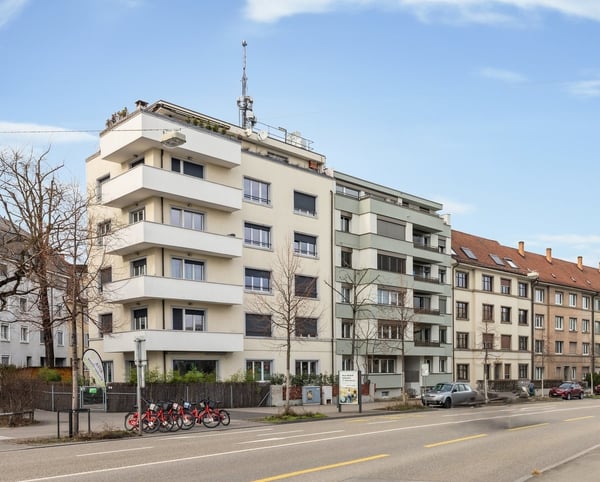 Kompakte Wohnung mit eigenem Waschturm 1