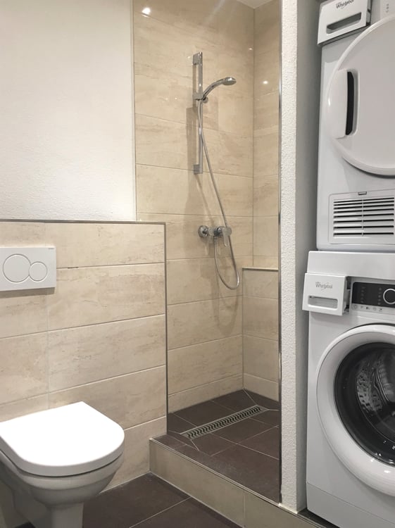 Kompakte Wohnung mit eigenem Waschturm 8