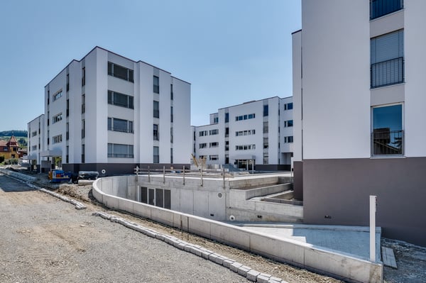 Bereit für den Winter? Einstellhallenplatu zu vermieten.