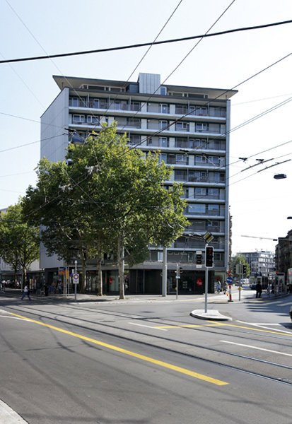 Sicherer, überdachter Parkplatz 2