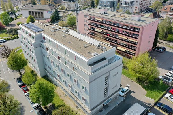 Un studio meublé - Bon TL CHF 300.00 offert ! 5