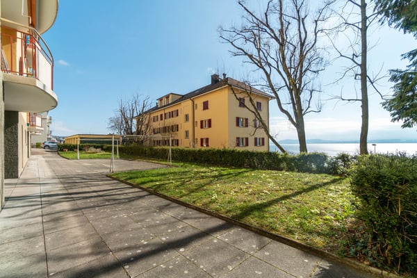 Magnifique logement avec vue sur le lac 9