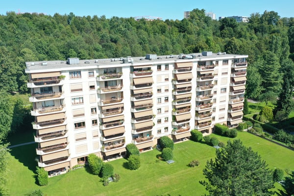Spacieux appartement 1 pièces avec balcon 2