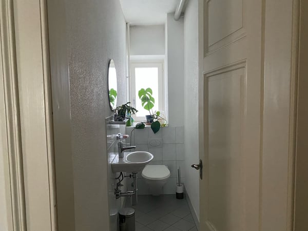 BEFRISTET bis Januar 1017 - 1-Zimmerwohnung am Schwanenplatz 5