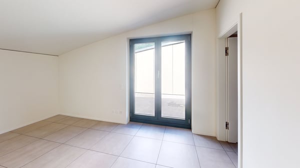 Moderno duplex di 1.5 locali con vista sui castelli con super promozione 10