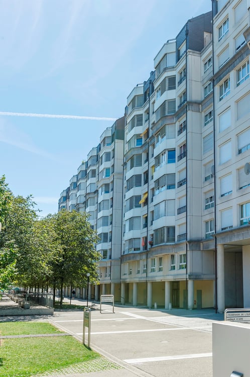 Un box sécurisé à louer aux Charmilles 2