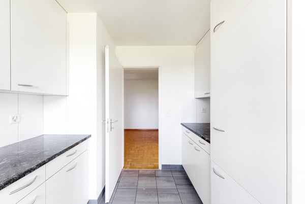 Helle Wohnung mit toller Sicht ins Grüne! 3