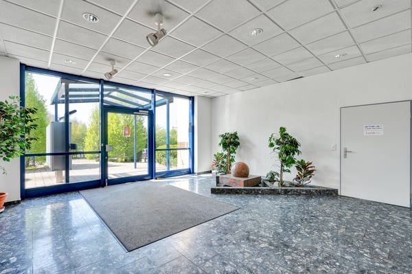 Büroraum im attraktiven High-Tech- Center 2