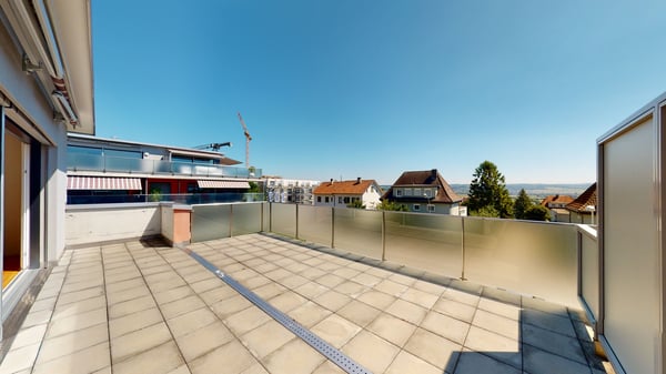 Grosszügige Attikatraum-Wohnung an ruhiger Lage 5