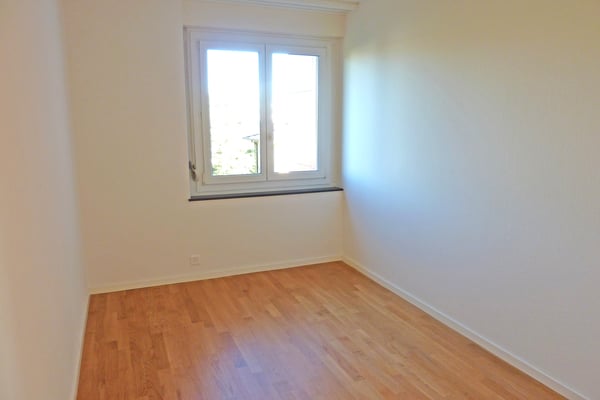 Moderne und helle Wohnung in Regensdorf 4