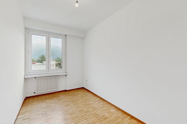 Spazioso con balcone e splendida vista sui castelli 9