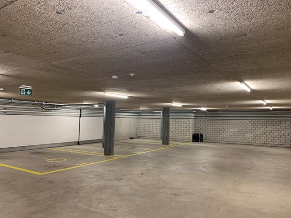 Extrabreiter Einstellplatz sucht Mieter! 2