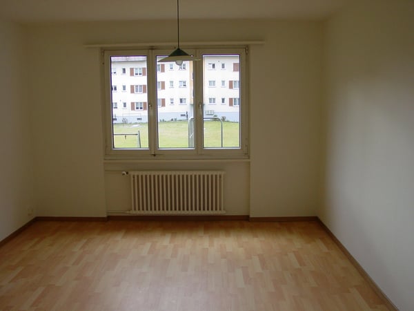 Gemütliche 1-Zimmer-Wohnung an zentraler Lage in Emmenbrücke – ideal für Pend 6