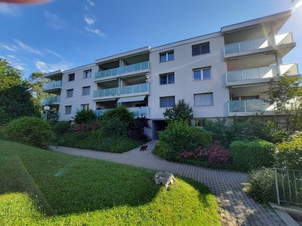 Sicherer Abstellplatz – jederzeit verfügbar! 2