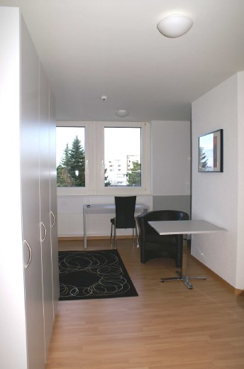 Modernes Wohnen mit Komfort - möbliertes Studio! 3