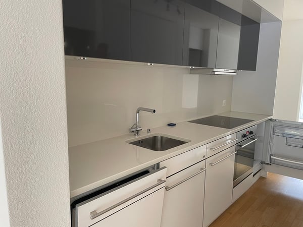 Raum für Ihre Ideen - Großzügiges Büro mit 130m2 und Lagerraum im UG 3