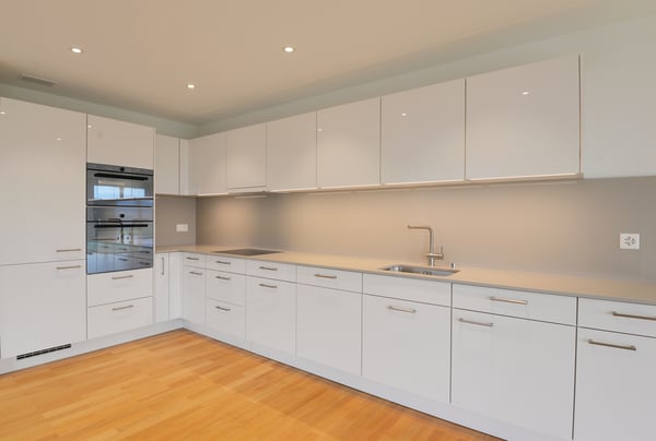 Wohnung mit grosszügigem Balkon in der Überbauung Ankenbüel! 2