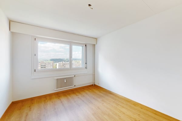 Gemütliche 7.5-Zimmer- Wohnung freut sich auf eine Familie mit Kindern! 8