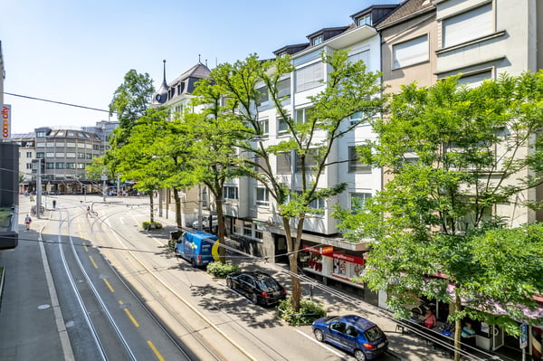 Büroraum an Top Lage in Zürich Oerlikon 2