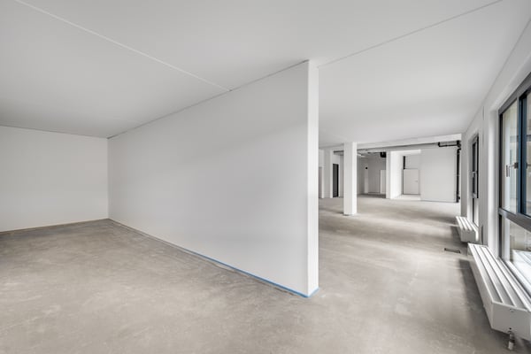 Büro- oder Ladenteilfläche in der modernen Überbauung Sennenwies 8
