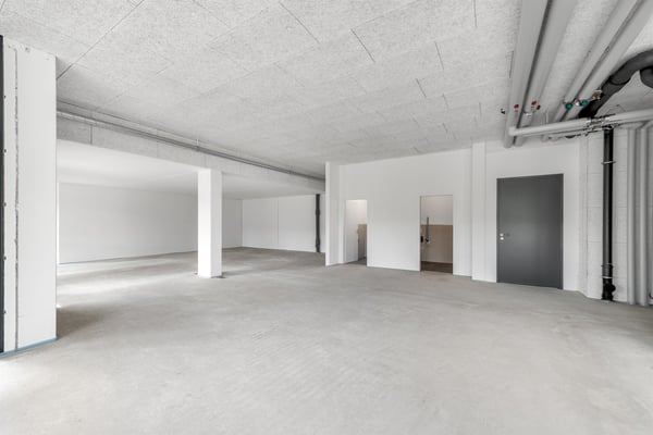 Büro- oder Ladenteilfläche in der modernen Überbauung Sennenwies 3