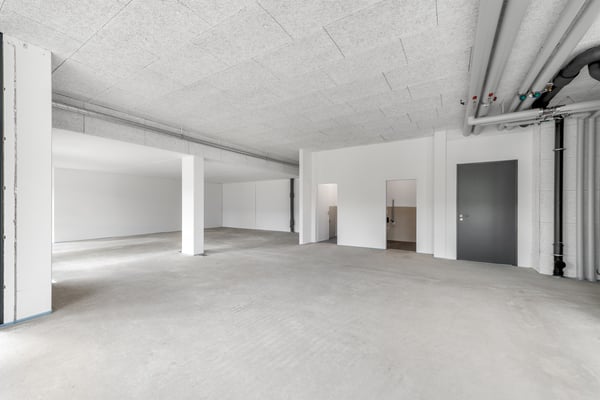 Büro- oder Ladenteilfläche in der modernen Überbauung Sennenwies 3