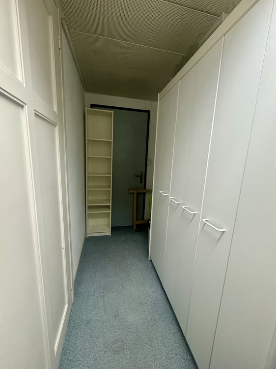 Geräumiges Büro an repräsentativer Lage 6