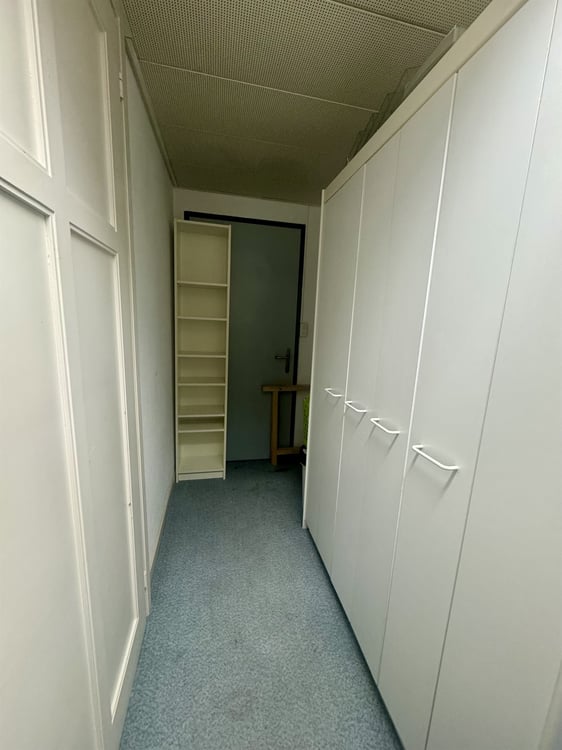 Geräumiges Büro an repräsentativer Lage 6