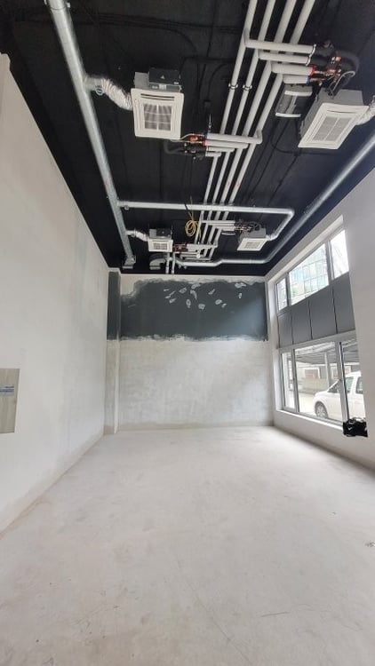 Votre nouvel espace commercial aux portes de Genève 3