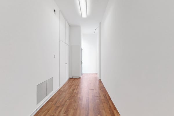Spazio commerciale di 125m2 al pianterreno - ccessibilità strategica a Manno 6