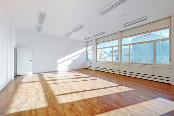 Spazio commerciale di 125m2 al pianterreno - ccessibilità strategica a Manno 5