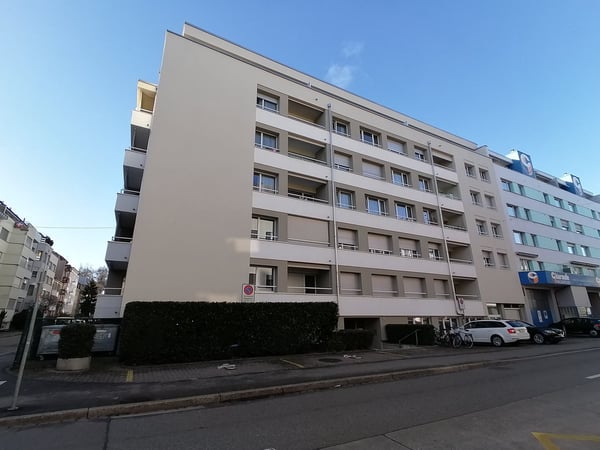 Einstellplatz in Bahnhofsnähe! 19