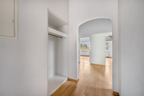 Dachwohnung mit Cheminée - befristet bis 30.06.2027 11