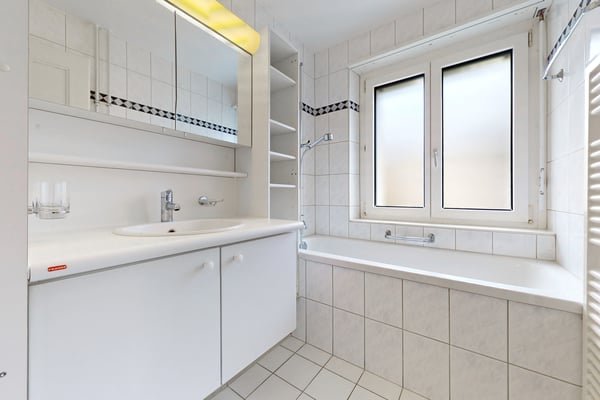 Helle Wohnung an zentraler und doch ruhiger Lage 6