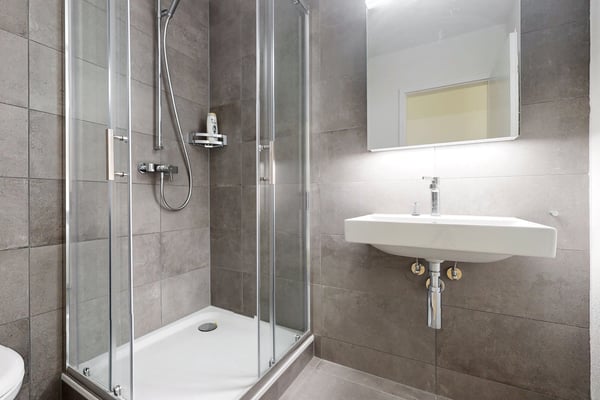 Appartements rénovés - 7.5 pièces Rue Marcello, Fribourg 9