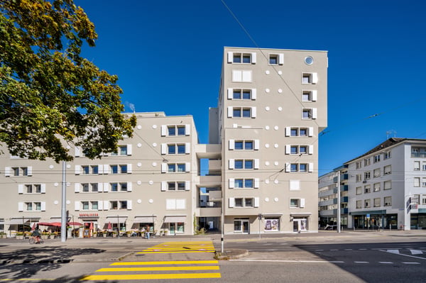 Sommerspecial - Jetzt einziehen und CHF 4'000. Umzugsgutschein sichern! 1