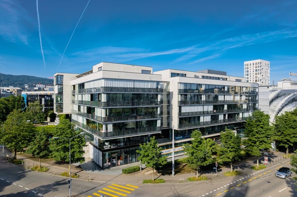 Kurze Einstellplätze im Greenpark zu vermieten 1