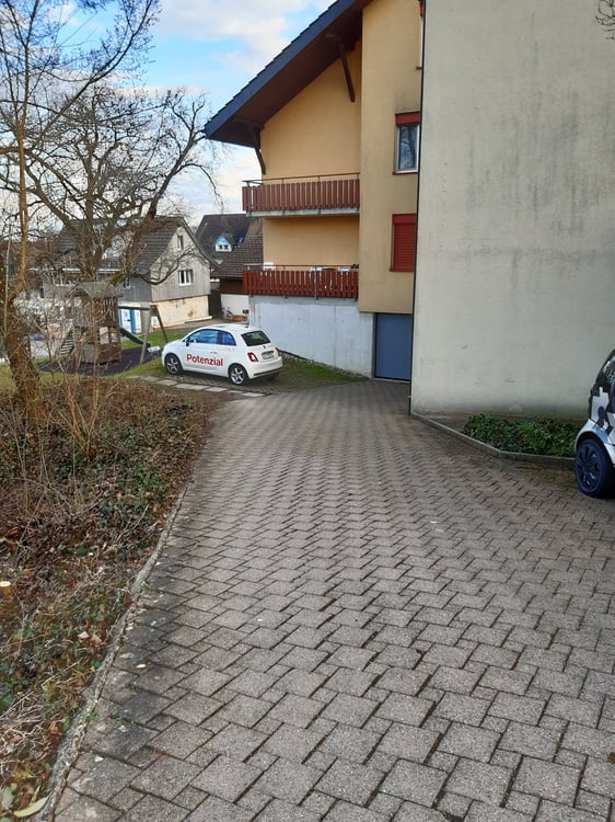 Suchen Sie eine Unterkunft für Ihr Auto? 3