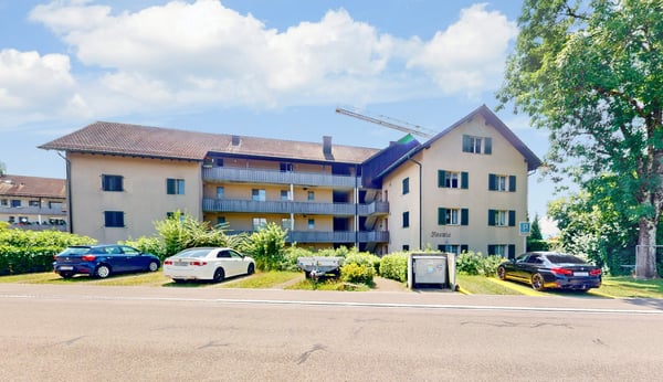 Dachwohnung mit geräumigen Grundriss! 1